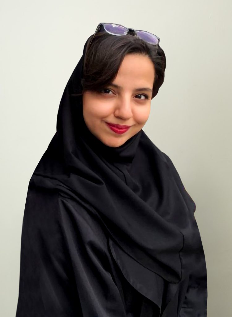 خانم محدثه جمالی، کارشناس سئو و تولید محتوا